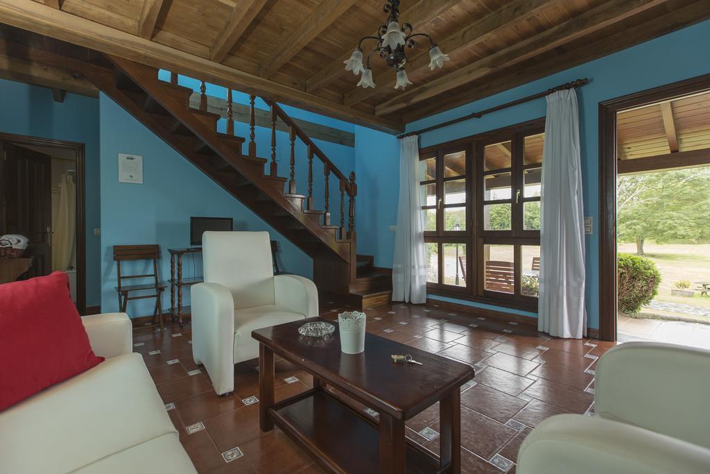 Casas Rurales Playa De Guadamia Llames de Pría Exterior foto